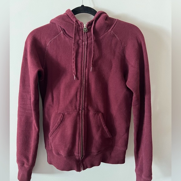 TNA hoodie - Picture 1 of 5